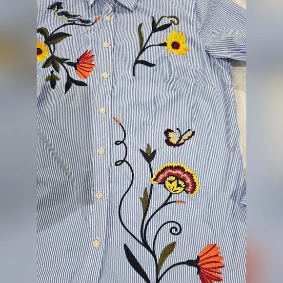 TALBOTS Embroidered Bird And Flower   Button Down Sz S EUC - Picture 5 of 9